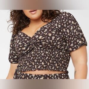 Women’s Ditsy Floral Smocked-Waist Blouse size 1x